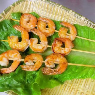 S37 Spiedini di gamberi alla griglia