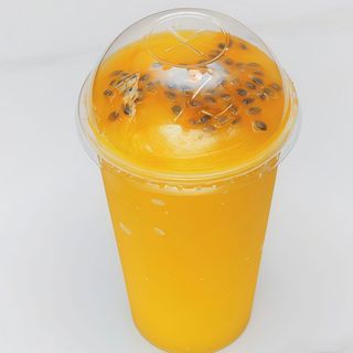 Granita al mango e passion fruit