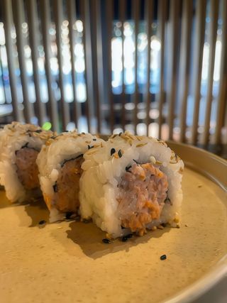 Philadelphia maki salmone cotto e sesamo