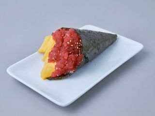 Temaki atum tropical