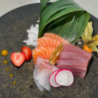 S4. Sashimi misto - 6 pezzi