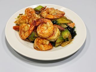 R33. Gamberi e verdure