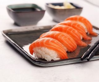 Nigiri salmone - 2 pezzi