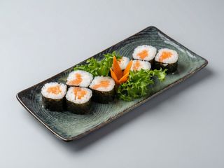 231 Hossomaki salmone 8 pezzi