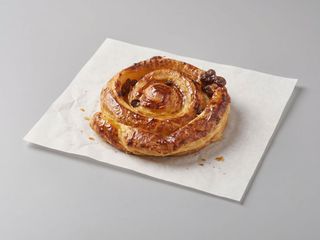 Girella marmellata e uva passa