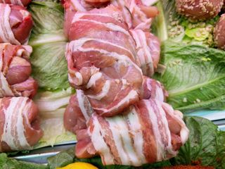 Cosciotto aromatizzato e pancetta 