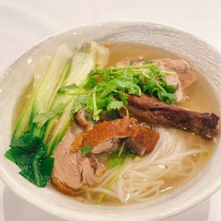 38. Crispy roast duck kuy teav