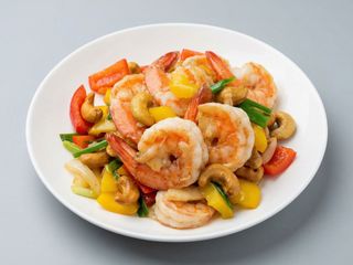 64. Gamberetti con anacardi