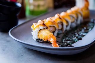 Uramaki cheddar Camarão - 8 pezzi