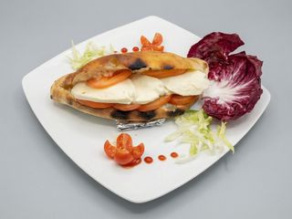 Panino caprese