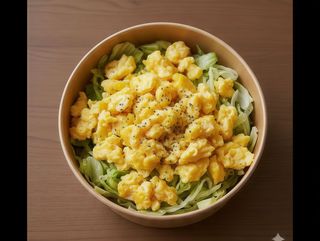 Scrambled egg salad bowl
