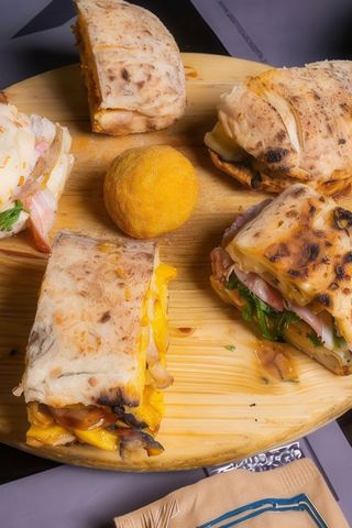 Porchetta, provola, patate al forno