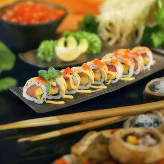 212 Mango roll