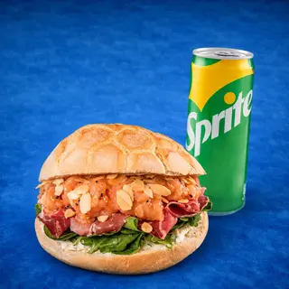Panino Tartare Salmone + Soft Drink in Omaggio