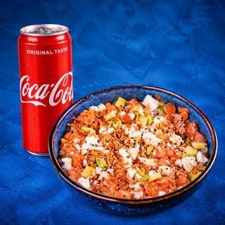 POKE SALMONE + Soft drink in omaggio
