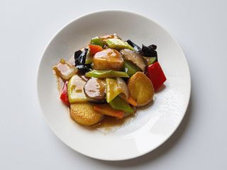 40. Tofu con verdure miste