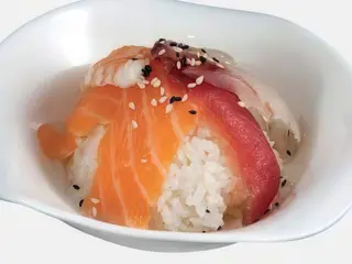 105. Chirashi misto
