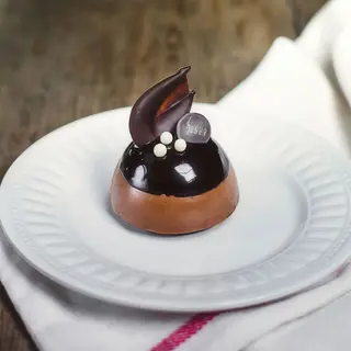 Sfera di cioccolato