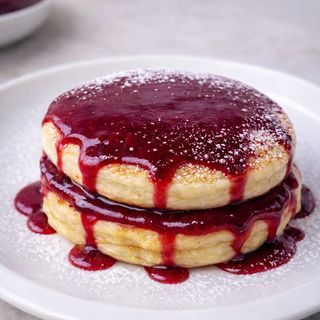 Pancakes con Salsa ai Frutti Rossi