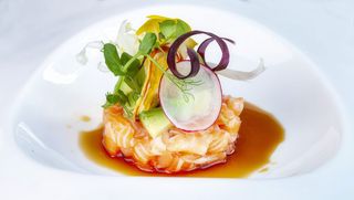 19. Salmon tartar