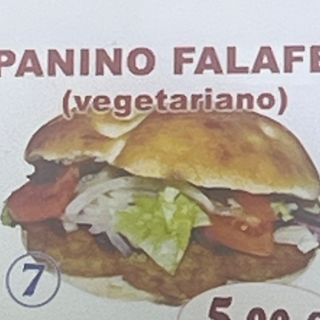 Panino falafel