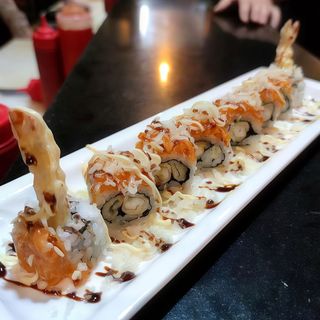 93.Uramaki tiger roll