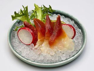 218 Sashimi hokkigai 2 pezzi