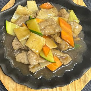 96 Manzo alla piastra