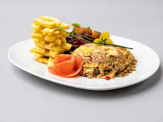 Lomo saltado