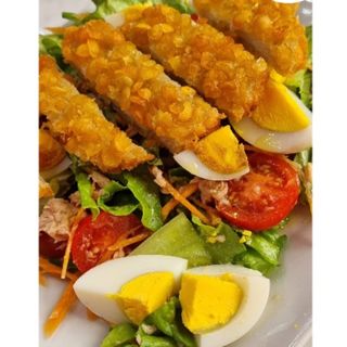 INSALATA CON POLLO CRUNCHY