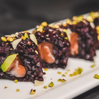 Black maguro roll - 8 pezzi