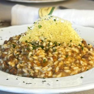 Risotto con ragù di agnello e pecorino