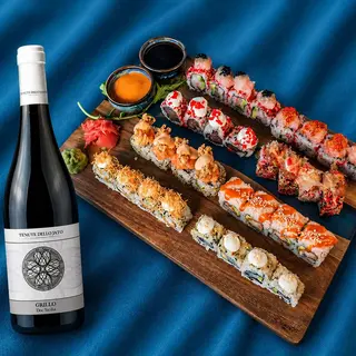 Combo sushi mediterranea 32 pz + Vino Bianco