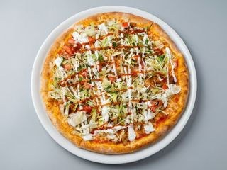 Pizza con kebab di manzo