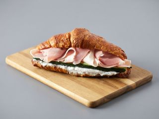 Prosciutto cotto, lattuga e stracchino