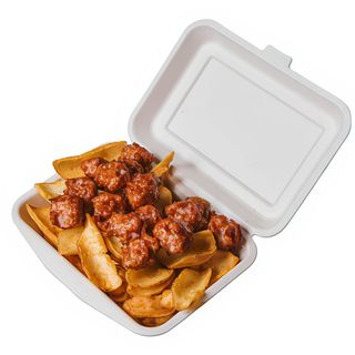 Patatine e salsiccia