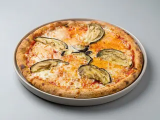 Pizza con melanzane