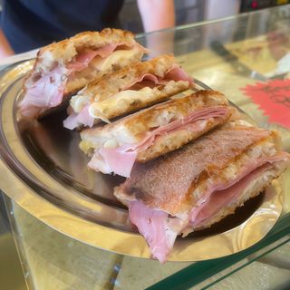 Prosciutto cotto Rovagnati e fiordilatte