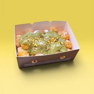 Gnocchetti fritti dolci con pistacchio 