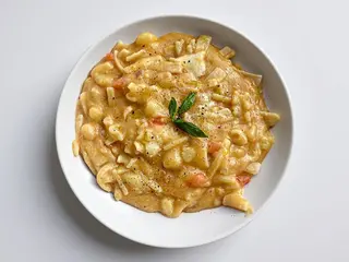 PASTA PATATA E PROVOLA