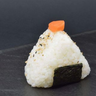 Onigiri salmone cotto 1 pezzo