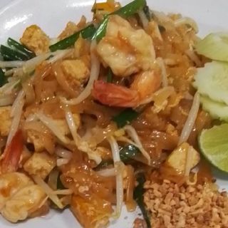 72 Pad Thai di pollo