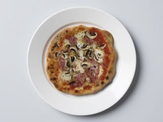 Prosciutto e funghi