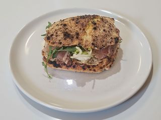 Puccia al Prosciutto Crudo