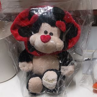 La bambola Fantastica è il regalo perfetto per ogni occasione ricca d'amore.