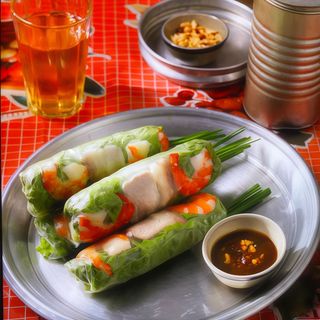 Gỏi cuốn 3 pezzi (involtini primavera)