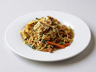 Spaghetti con salsa piccante di maiale