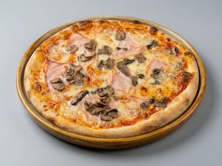 Prosciutto e funghi