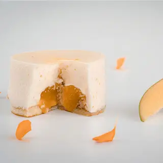 675 Mini mousse arancia con cuore di mango