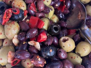 Mix di olive denocciolate